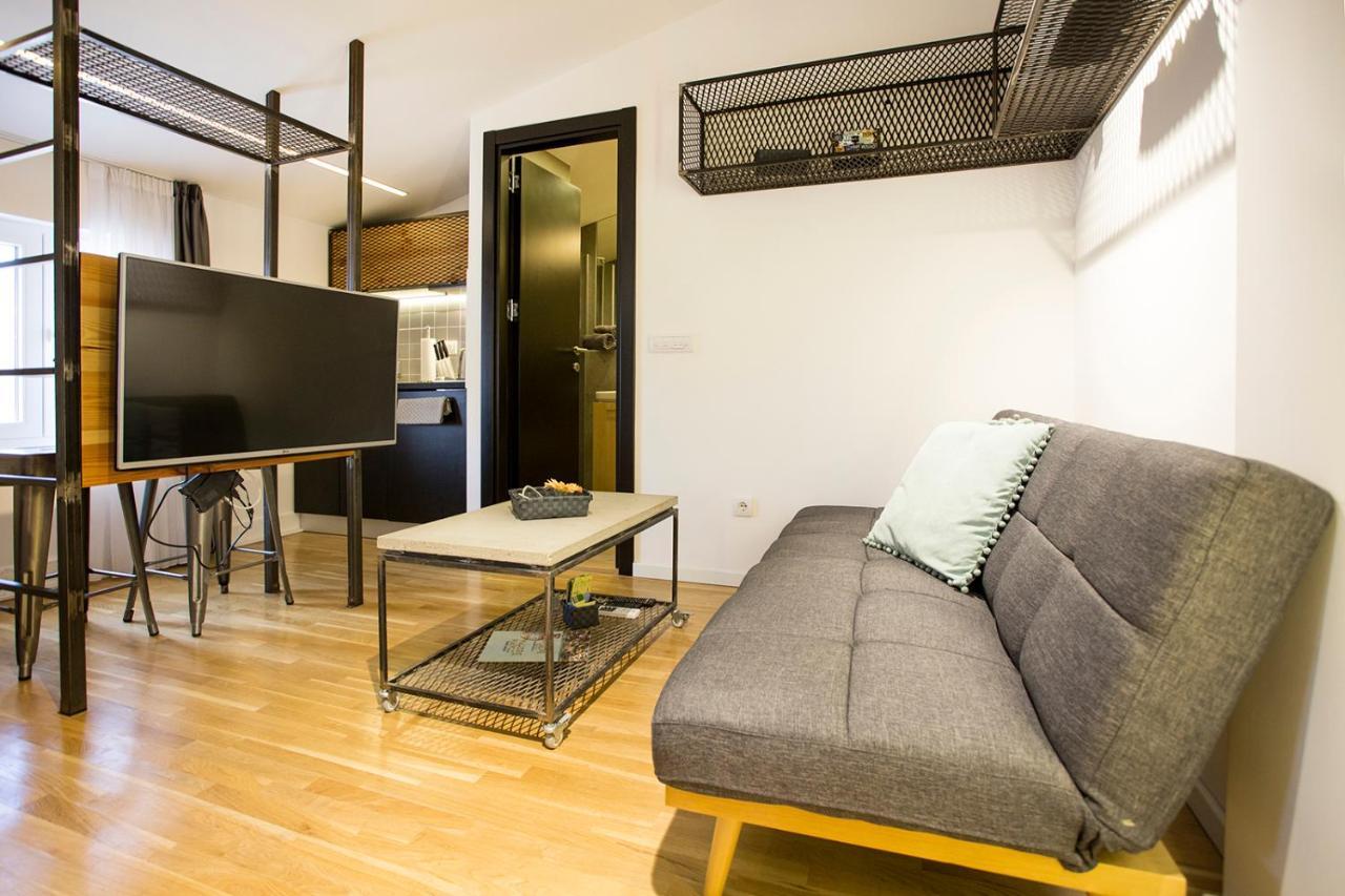 Apartmán Atomic 2 Bělehrad Exteriér fotografie